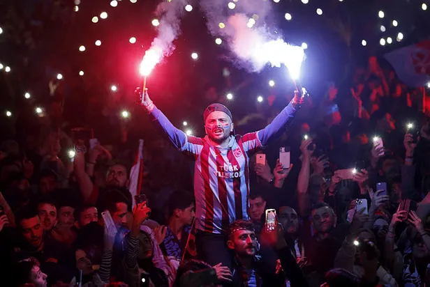 trabzonspor-sampiyonluk-kutlamalari-ne-zaman-2022-trabzonspor-kupa-toreni-ne-zaman-saat-kacta-yapilacak-1652534400903.jpg Trabzonspor şampiyonluk kutlamaları ne zaman? 2022 Trabzonspor kupa töreni ne zaman, saat kaçta yapılacak? - 8
