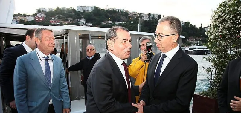 Dursun Özbek'ten transfer açıklaması