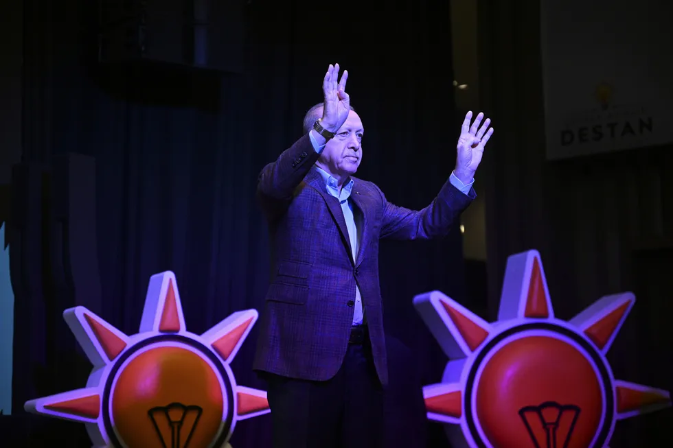 Başkan Erdoğan'dan hadsiz saldırılara sert yanıt: Başörtüsü bu toprakların normalidir - 1