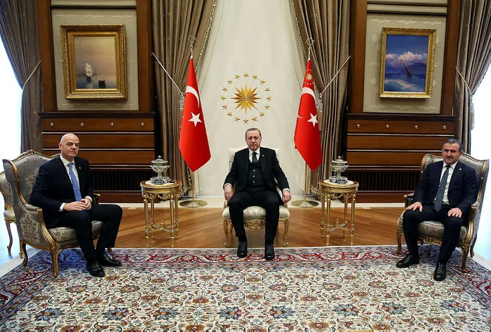 Cumhurbaşkanı Erdoğan, FIFA Başkanı Infantino'yu kabul etti - 1