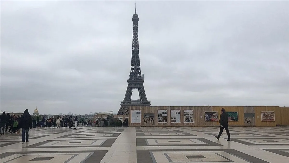 Lüks AVM'de yurt dışı turu tuzağı! Paraları aldı kaydı yapmadı