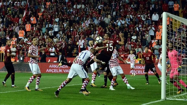 Türkiye Hırvatistan maçı canlı yayın nasıl izlenir? Milli maç hangi kanalda, saat kaçta başlayacak? Muhtemel 11'ler... - 3