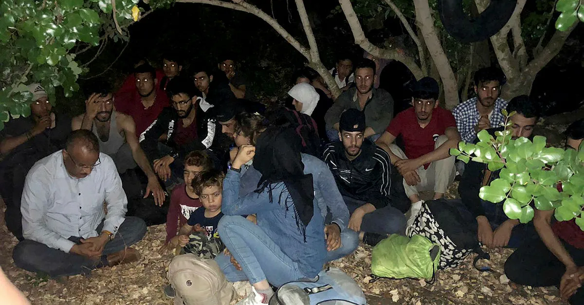 107 kaçak göçmen böyle yakalandı