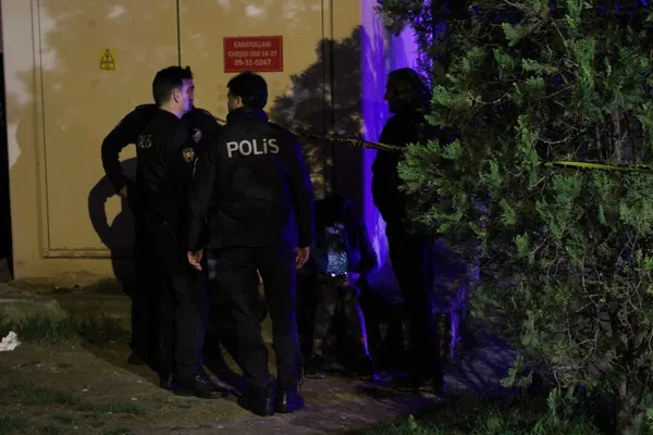1679464489323.jpg Aydın’da korkunç olay! Kızını darbeden kocasına kızıp... - 4