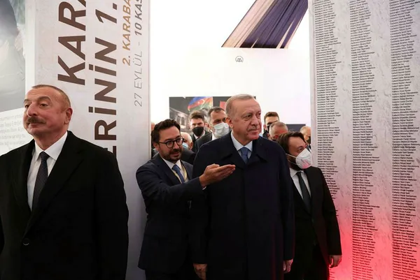baskan-recep-tayyip-erdogandan-azerbaycanda-son-dakika-aciklamalari-1635265426117.jpg Başkan Recep Tayyip Erdoğan'dan Azerbaycan'da son dakika açıklamaları - 3