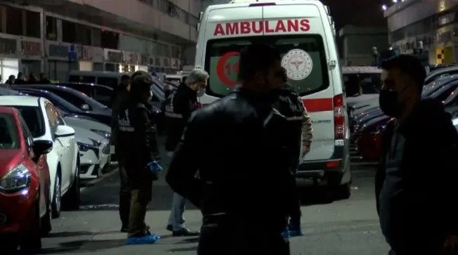 son dakika istanbul bagcilar da silahli catisma 3 kisi hayatini kaybetti