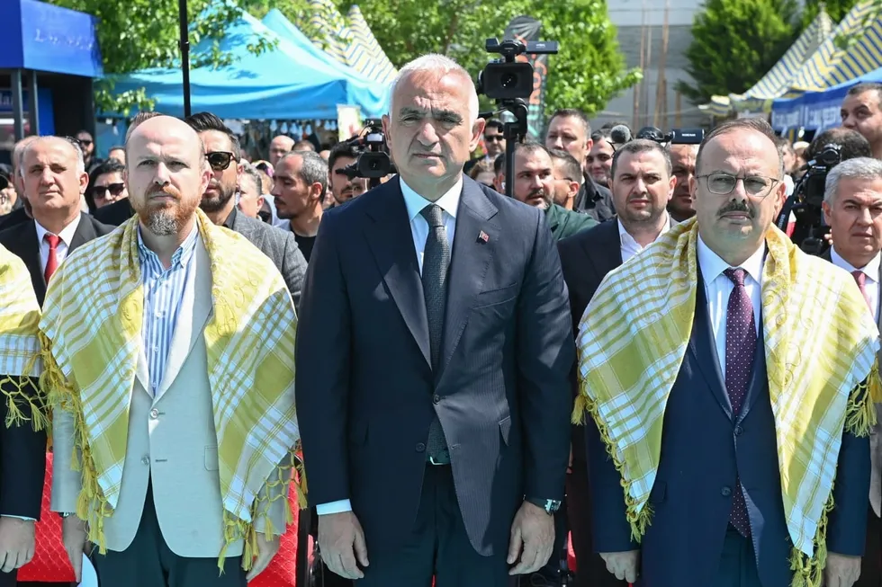 aydinin-emegi-kulturu-ve-mirasi-festivalle-sahneye-cikti-1777730361965.jpeg (Foto: ahaber.com.tr)