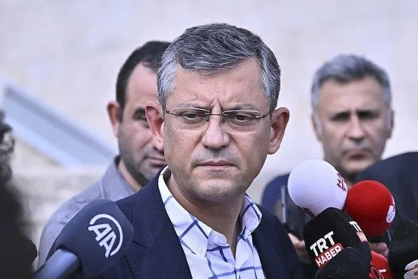 CHP’de koltuk savaşları! Özgür Özel’den ’Kurultay’ çıkışı: Faturası çok ağır olur