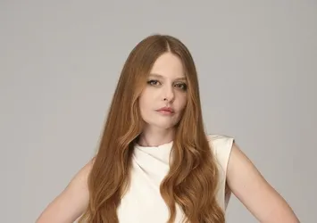 Dengeler değişiyor! Naz Elmas 'Karadut'ta...