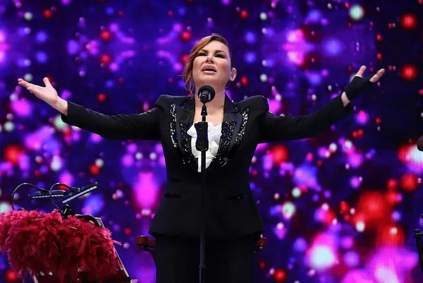 Deniz Seki ve Melek Mosso arasında kriz! Birbirlerine girdiler