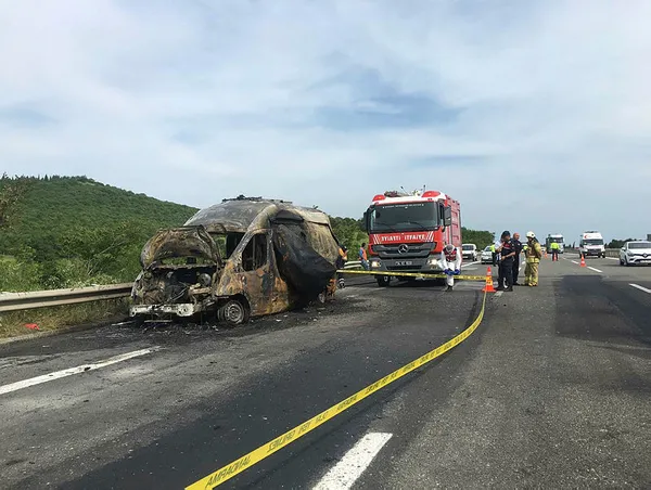 Ambulansta oksijen tüpü patladı - 2