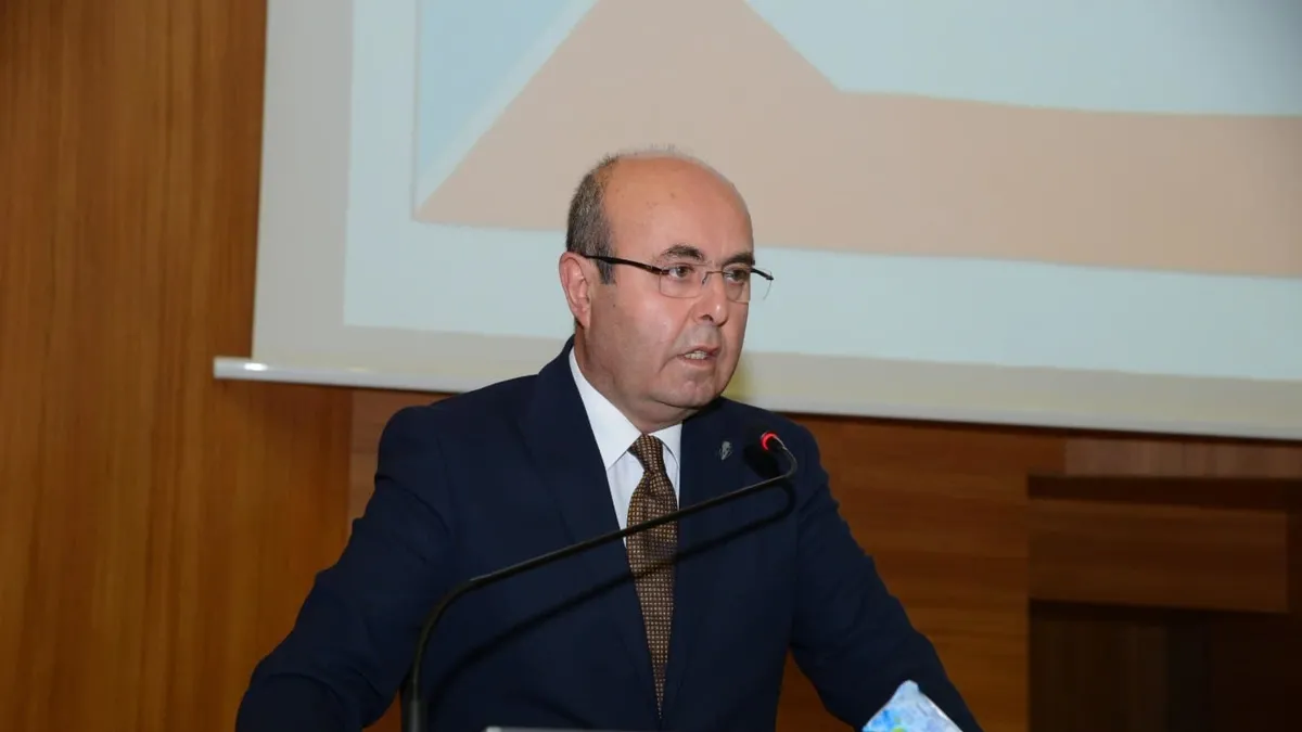 CHP'de aile belediyeciliği hız kesmiyor! Kırşehir'de iki akraba başkan yardımcısı oldu