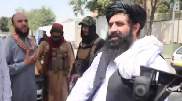 taliban-gucleri-pencsire-girdi-kabilde-havaya-ates-acip-kutlama-yaptilar-1630737379934.jpg Taliban güçleri Pencşir'e girdi! Kabil’de havaya ateş açıp kutlama yaptılar - 1