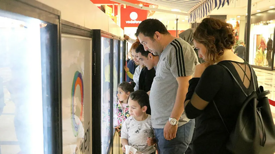 100 yıllık oyuncaklar görücüye çıktı