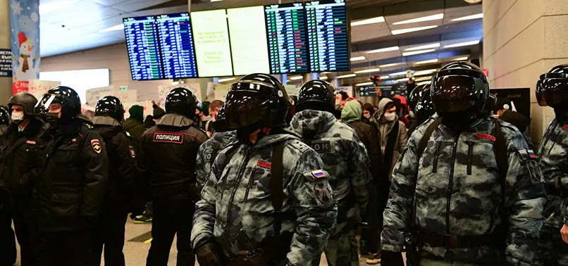 AB'den Rusya'da gözaltına alınan Navalnıy için kritik hamle