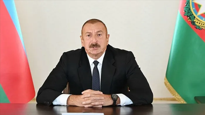 azerbaycan-cumhurbaskani-ilham-aliyevden-net-tepki-fransa-hindistan-ve-yunanistan-ermenistani-bize-karsi-silah-1713884998352.jpg Azerbaycan Cumhurbaşkanı İlham Aliyev'den net tepki: Fransa Hindistan ve Yunanistan Ermenistan'ı bize karşı silahlandırıyor! | "Oturup beklemeyiz" mesajı! "Türkiye-Azerbaycan işbirliği istikrarın önemli kriteri" - 3
