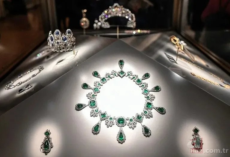 Louvre müzesindeki 7 dakikalık hırsızlığın bedeli dudak uçuklattı 3