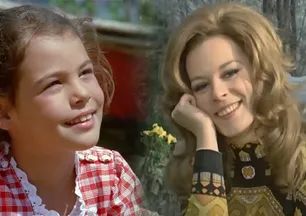 Beyoğlu Güzeli'nin Alev'i Hülya Koçyiğit’in kızı Gülşah Alkoçlar yıllara meydan okuyor!