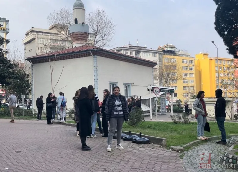 Marmara'da 5,1 büyüklüğünde deprem! Bursa'dan ilk görüntüler geldi 23