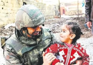 Afrin'de yüzler gülüyor