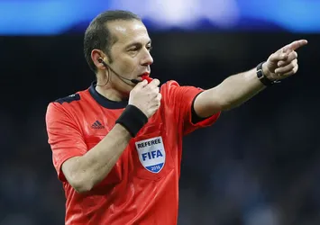 Cüneyt Çakır, EURO 2016 finalinin favorisi!