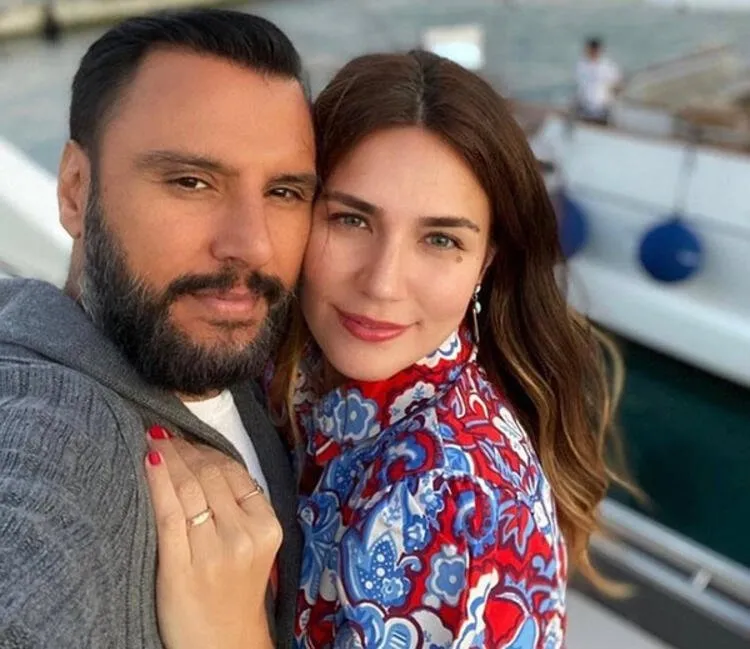 Alisan In Esi Buse Varol Hamile Mi Paylasimlari Kafa Karistirdi