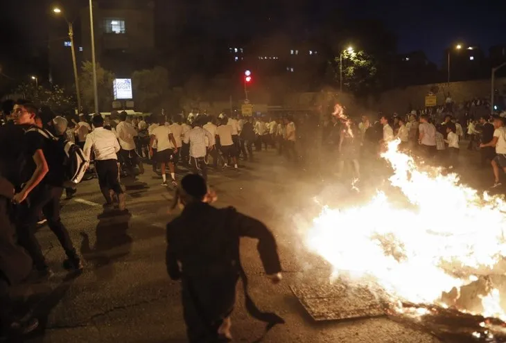 İsrail'de Etiyopya asıllı Solomon Tekah'ın ölümüyle ilgili gösterilerde 47 polis yaralandı