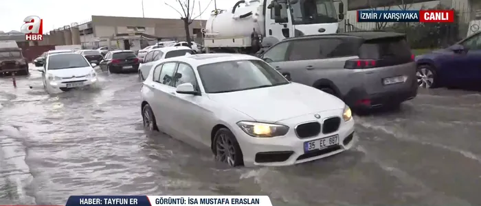 bir-damla-yagmurla-altyapi-iflas-etti-izmir-ve-antalyada-belediyeler-nerede-vatandas-kaderine-terk-edildi-1770896207143.png (foto: ahaber.com.tr)