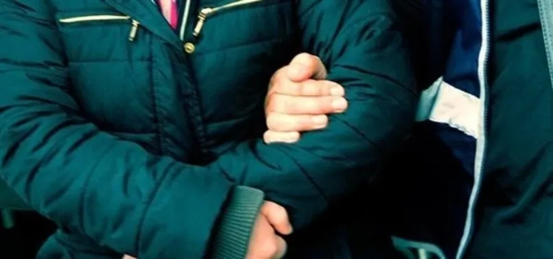 6 AYDIR ARANIYORDU, OTOBÜSTE YAKALANDI