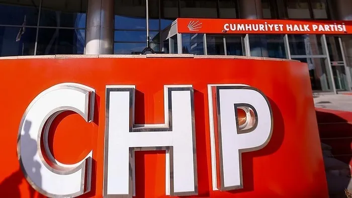 CHP’de iç kuşatma! Muhalif çıkışlara disiplin sopası