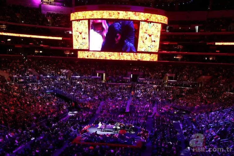 Michael Jordan Kobe Bryant'ın veda töreninde gözyaşlarını tutamadı 8