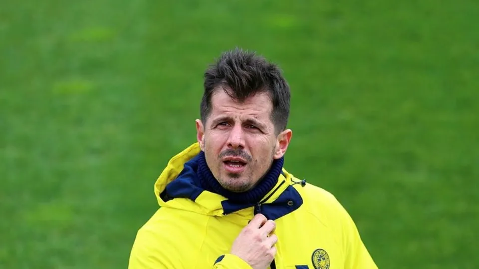 Son dakika | İşte Fenerbahçe'nin yeni orta sahası! Belözoğlu kurguyu değiştirdi