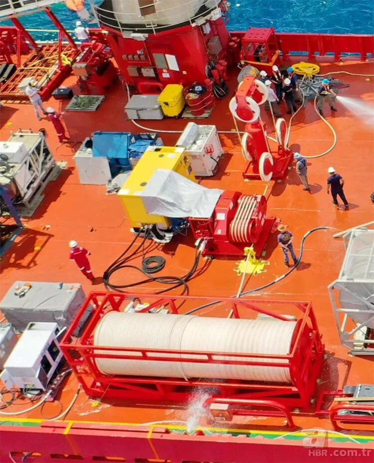 Dünyanın gözü Akdeniz'de! ABD Rusya'ya karşı savaş gemilerini gönderdi! İşte fotoğraflar 6