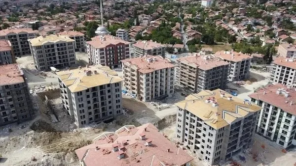 cevre-sehircilik-ve-iklim-degisikligi-bakani-mehmet-ozhasekiden-olasi-marmara-depremi-aciklamasi-hazirliklar-t-1701942139581.jpeg Çevre Şehircilik ve İklim Değişikliği Bakanı Mehmet Özhaseki'den olası Marmara Depremi açıklaması: Hazırlıklar tamam 10 gün içinde tüm projeleri açıklayacağız - 1