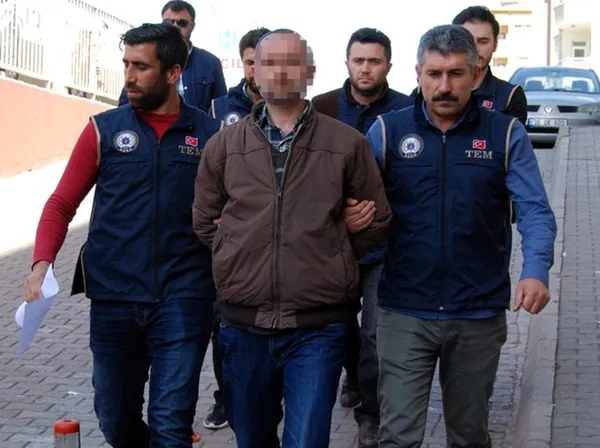 Aranan 2 FETÖ şüphelisi gaybubet evlerinde yakalandı - 1