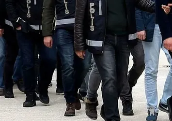 Son dakika | Vatandaşın banka hesaplarını boşalttılar! Polis hepsini yakaladı