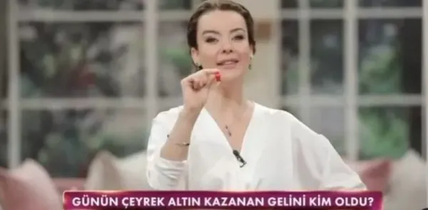 gelinim-mutfakta-2-ocak-puan-durumu-gelinim-mutfakta-kim-birinci-oldu-ceyrek-altini-hangi-yarismaci-kazandi-1672668932788.jpg Gelinim Mutfakta 3 Ocak PUAN DURUMU: Gelinim Mutfakta kim birinci oldu, çeyrek altını hangi yarışmacı kazandı? - 1