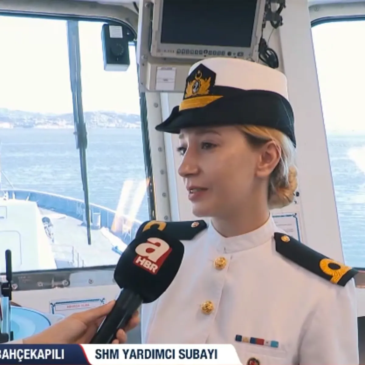 TCG İstanbul'un tek kadın subayı Almina Teğmen!