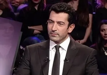Halk arasında "ademelması" adı verilen ve boynun ön bölgesinde bulunan çıkıntıyla ilgili verilen hangi bilgi doğrudur?