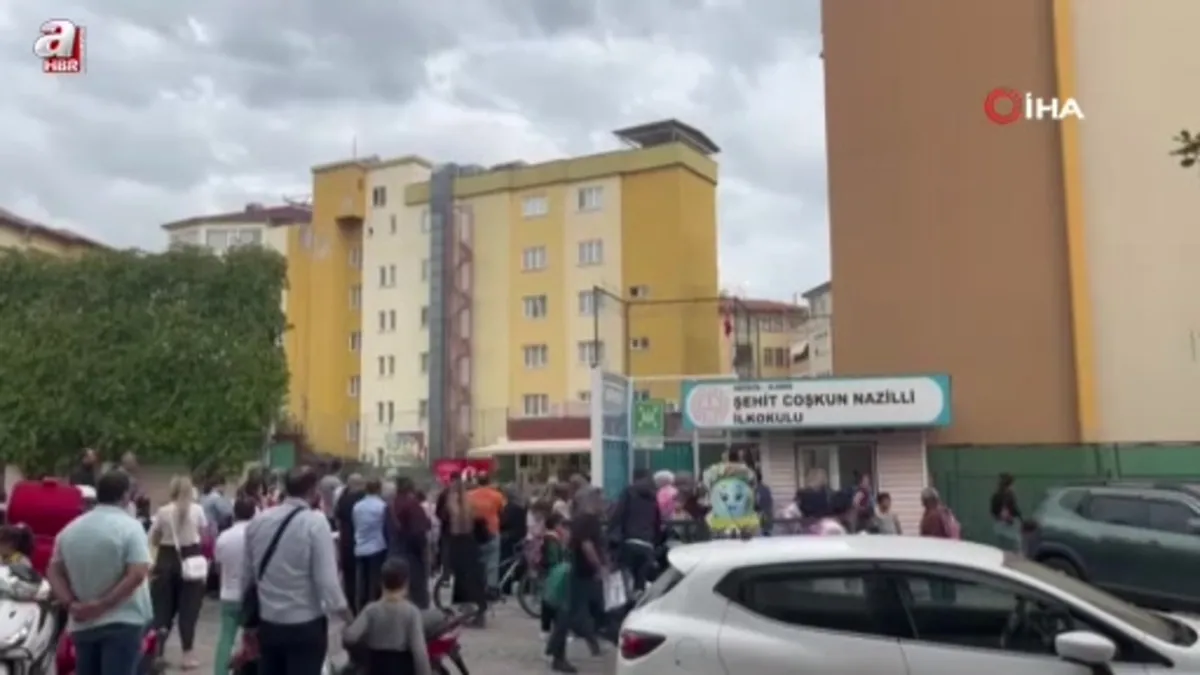 Antalya'da velinin öğretmeni darbettiği iddiası