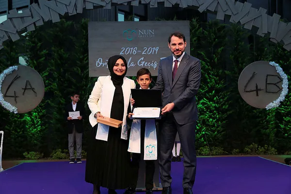 Başkan Erdoğan torunu Mahinur Albayrak’ın sevincine ortak oldu