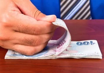 50 bin lira çekenin 5.000 lirası cepte