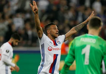 Beşiktaş, Lyon'a son dakikalarda boyun eğdi