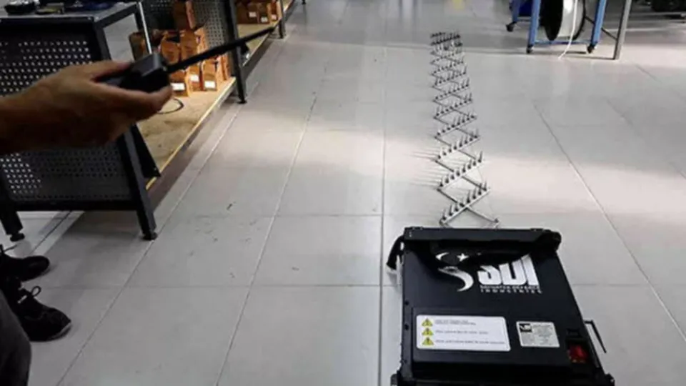 Uzaktan Komutalı Elektrik Motoru Tahrikli Otomatik Yol Kapanı TSK ve NATO envanterine girdi! 21 ülke satın almak için sıraya girdi