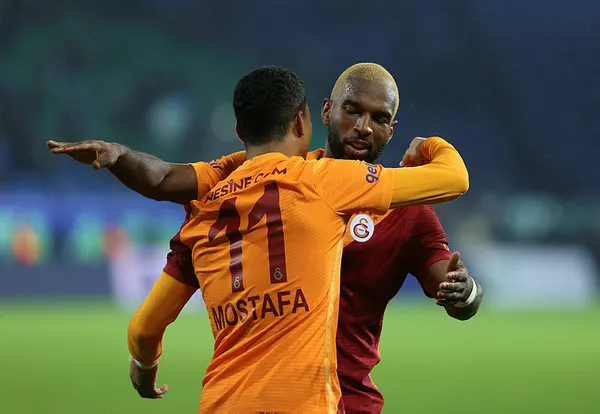 aslan-son-dakikada-kukredi-caykur-rizespor-2-3-galatasaray-mac-sonucu-ozet-1633284708770.jpg