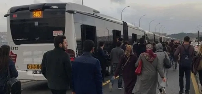 İstanbulluların çilesi: Metrobüs yolda kaldı!