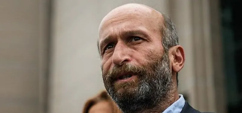 CHP'li başkan Erdem Gül’e şok! Adalar Belediyesi resmi sayfasından şaşırtan yorum: Geldiğinden beri tek icraatı yemek içmek