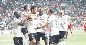Kartal siftah peşinde