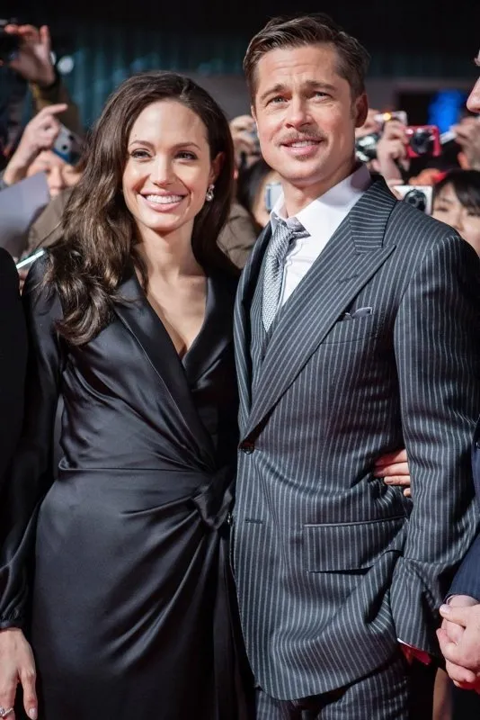 angelina jolie den brad pitt hakkinda