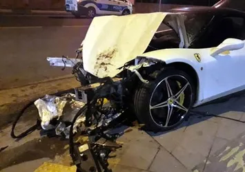 Lüks otomobil dehşeti! Öldürüp kaçtı...